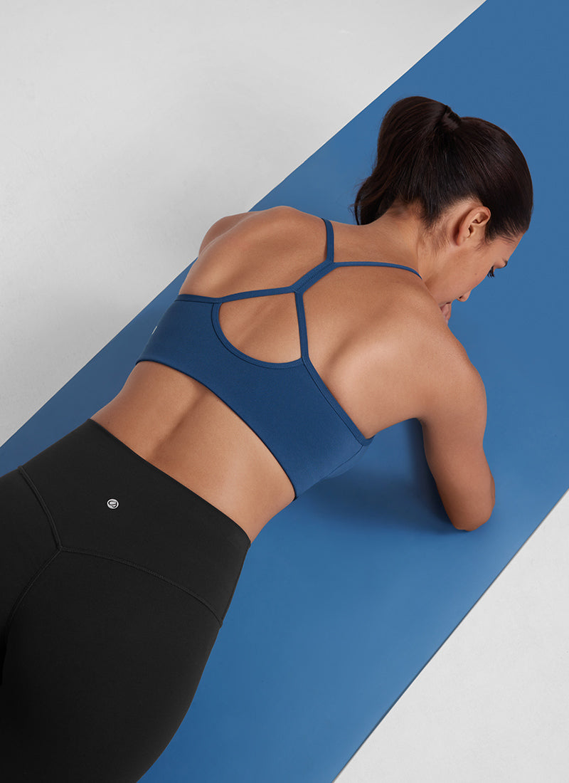 CRZ YOGA Butterluxe 여성용 하이넥 Y 레이서백 스포츠 브라 얇은 스트랩 프렌치 네이비