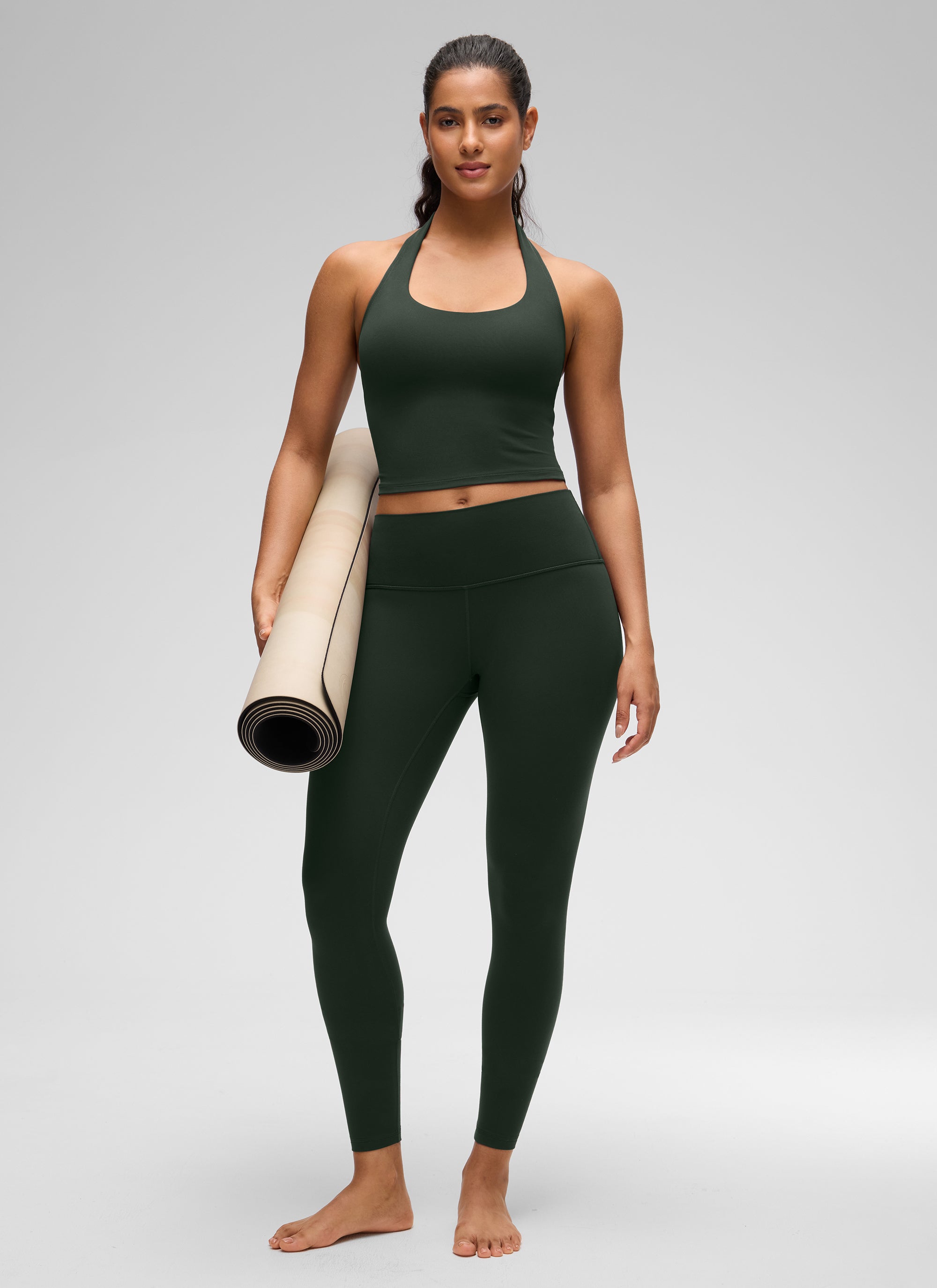 CRZ YOGA 여성용 Butterluxe 홀터넥 롱라인 스포츠 브라 크롭 탱크탑 레전드 그린