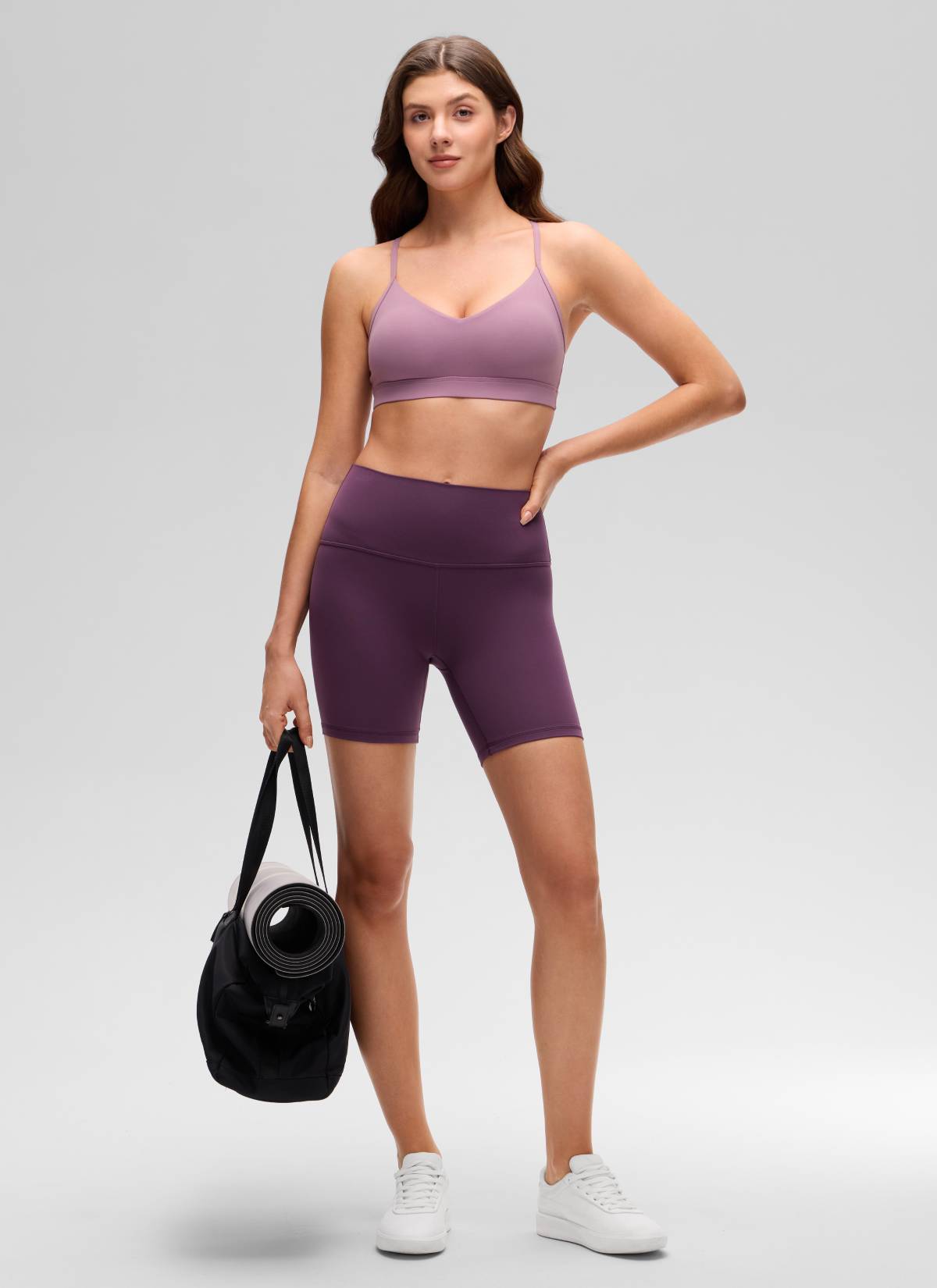 CRZ YOGA Butterluxe 여성용 V 넥 캐미솔 요가 패디드 스포츠 브라 라이트 라벤더