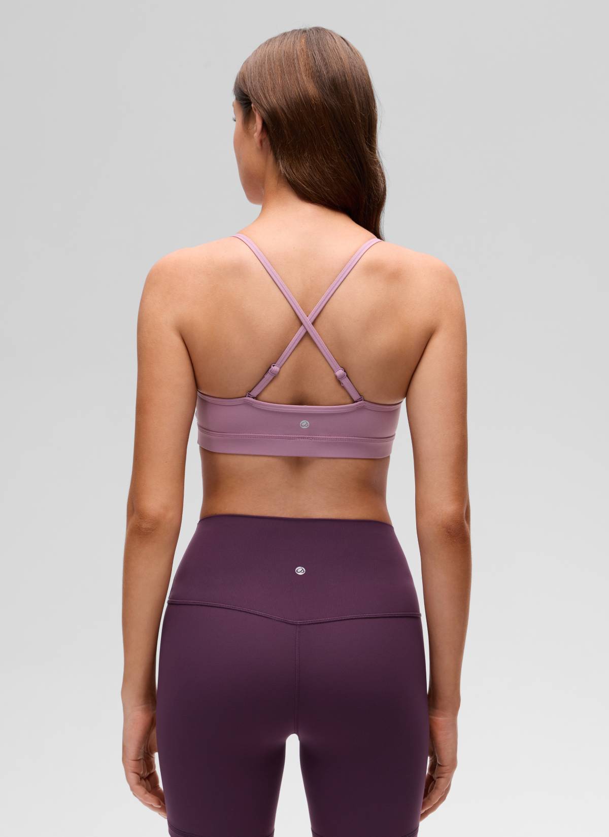 CRZ YOGA Butterluxe 여성용 V 넥 캐미솔 요가 패디드 스포츠 브라 라이트 라벤더