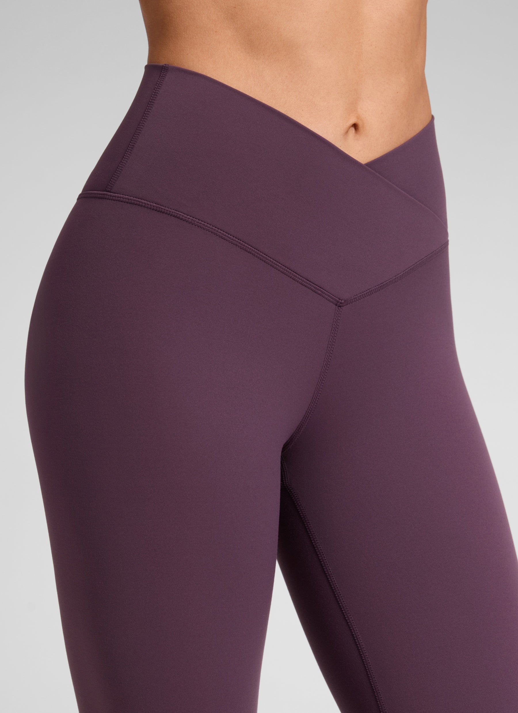 CRZ YOGA Women's High Rise Butterluxe Yoga Leggings 25'' V Cross Waist Grape Thistle Purple