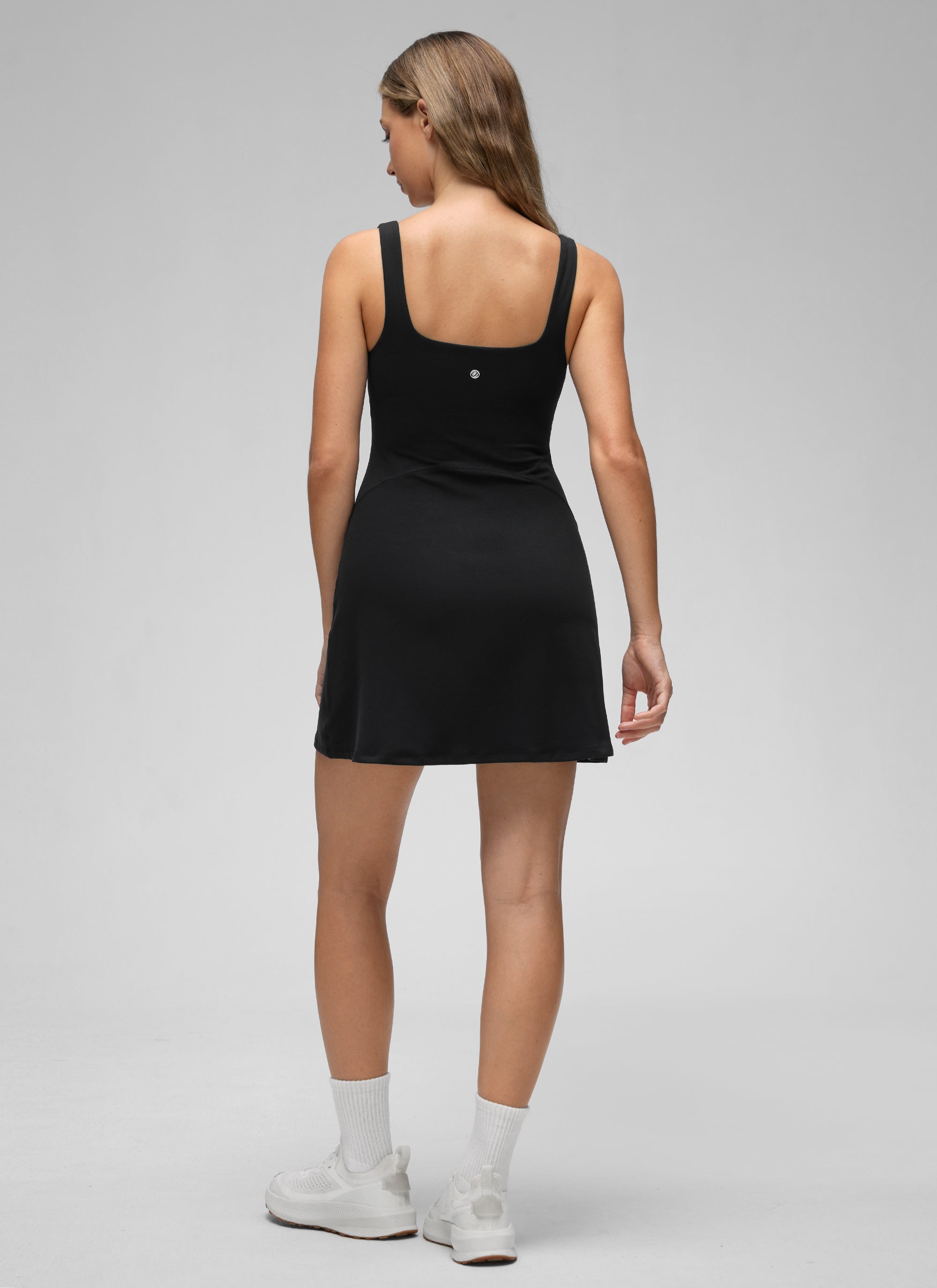 CRZ YOGA 여성용 Butterluxe 스퀘어 넥 쉘프 브라 테니스 원피스 A라인 블랙